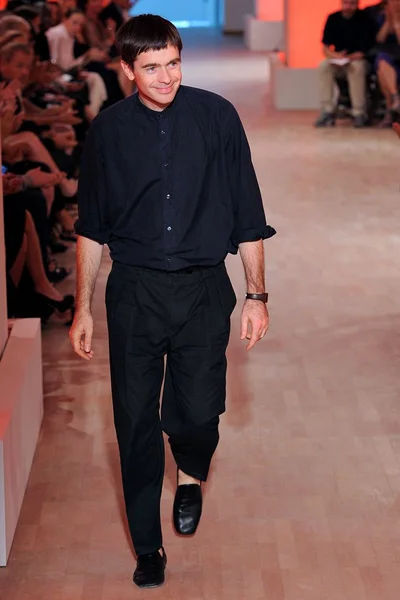 Look 40